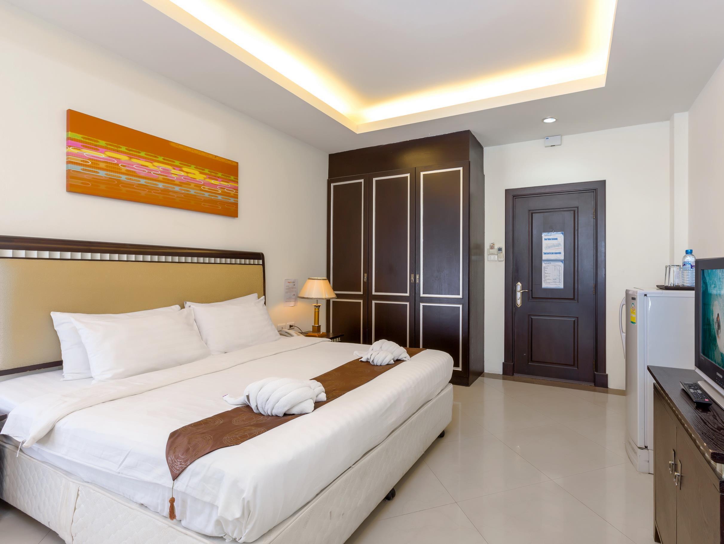 Hotel Yes O'Tel Pattaya By Benya Exterior foto
