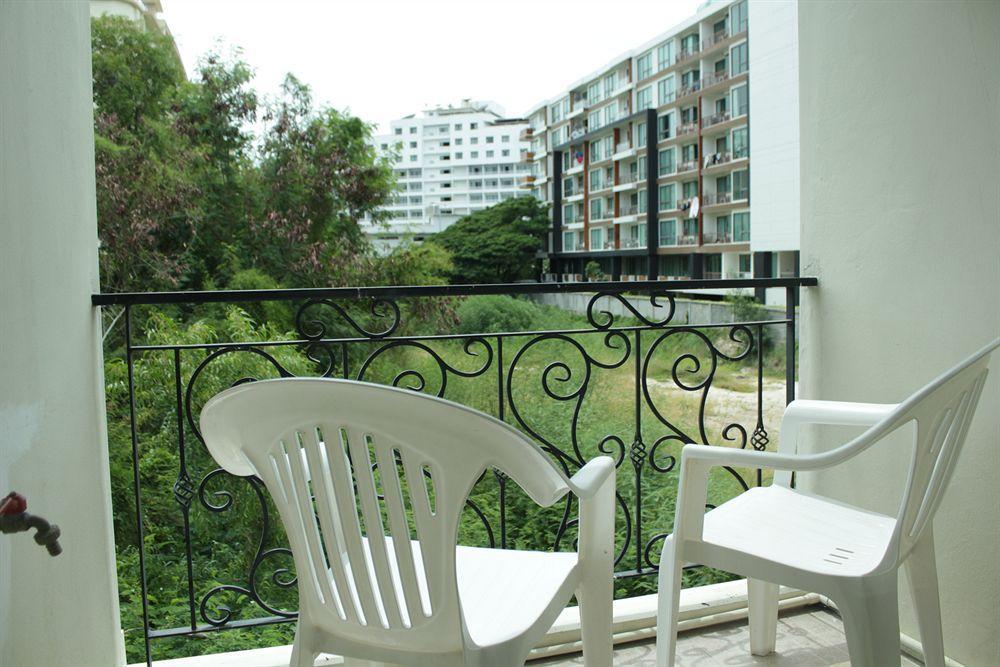 Hotel Yes O'Tel Pattaya By Benya Exterior foto