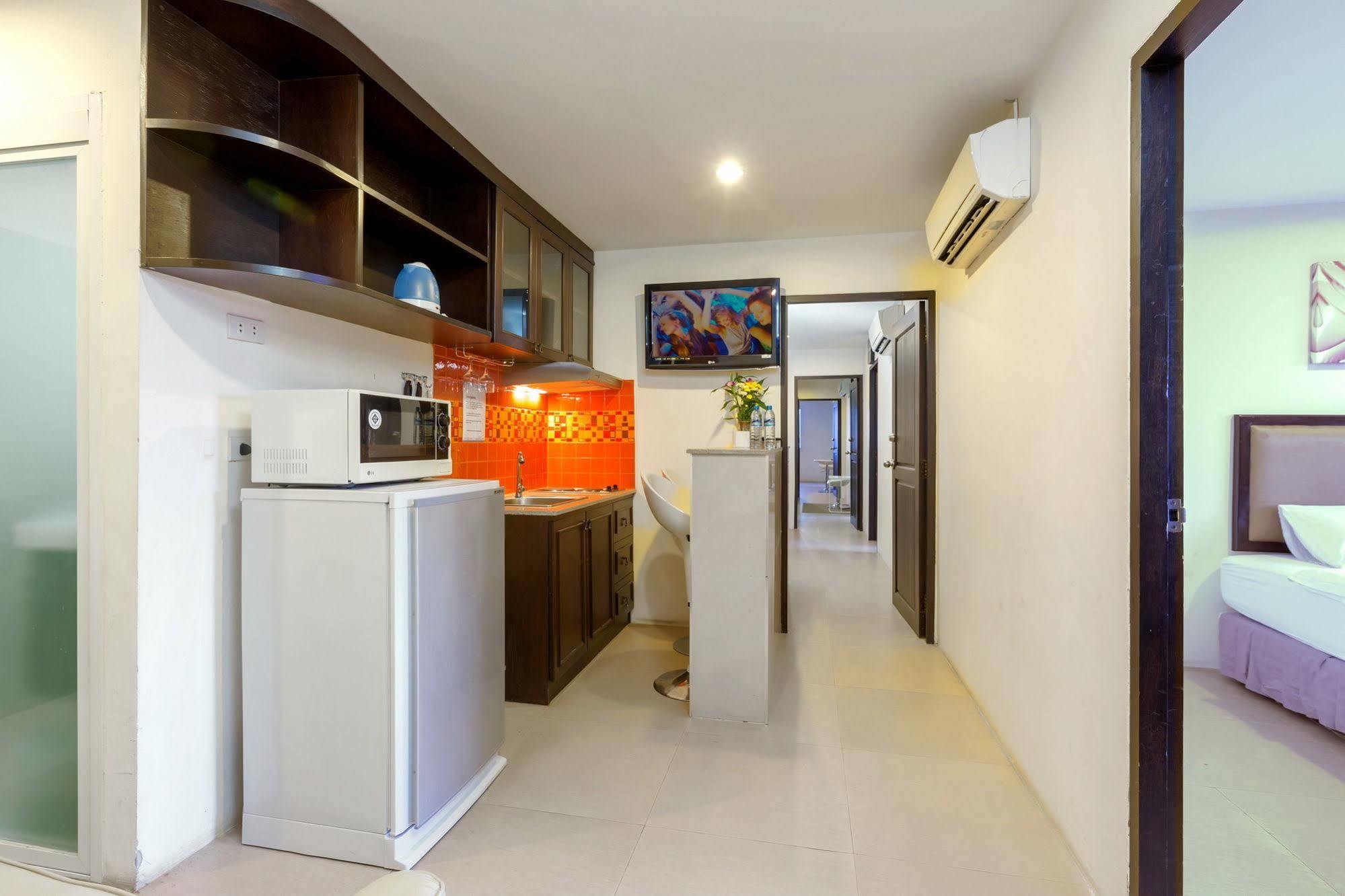 Hotel Yes O'Tel Pattaya By Benya Exterior foto