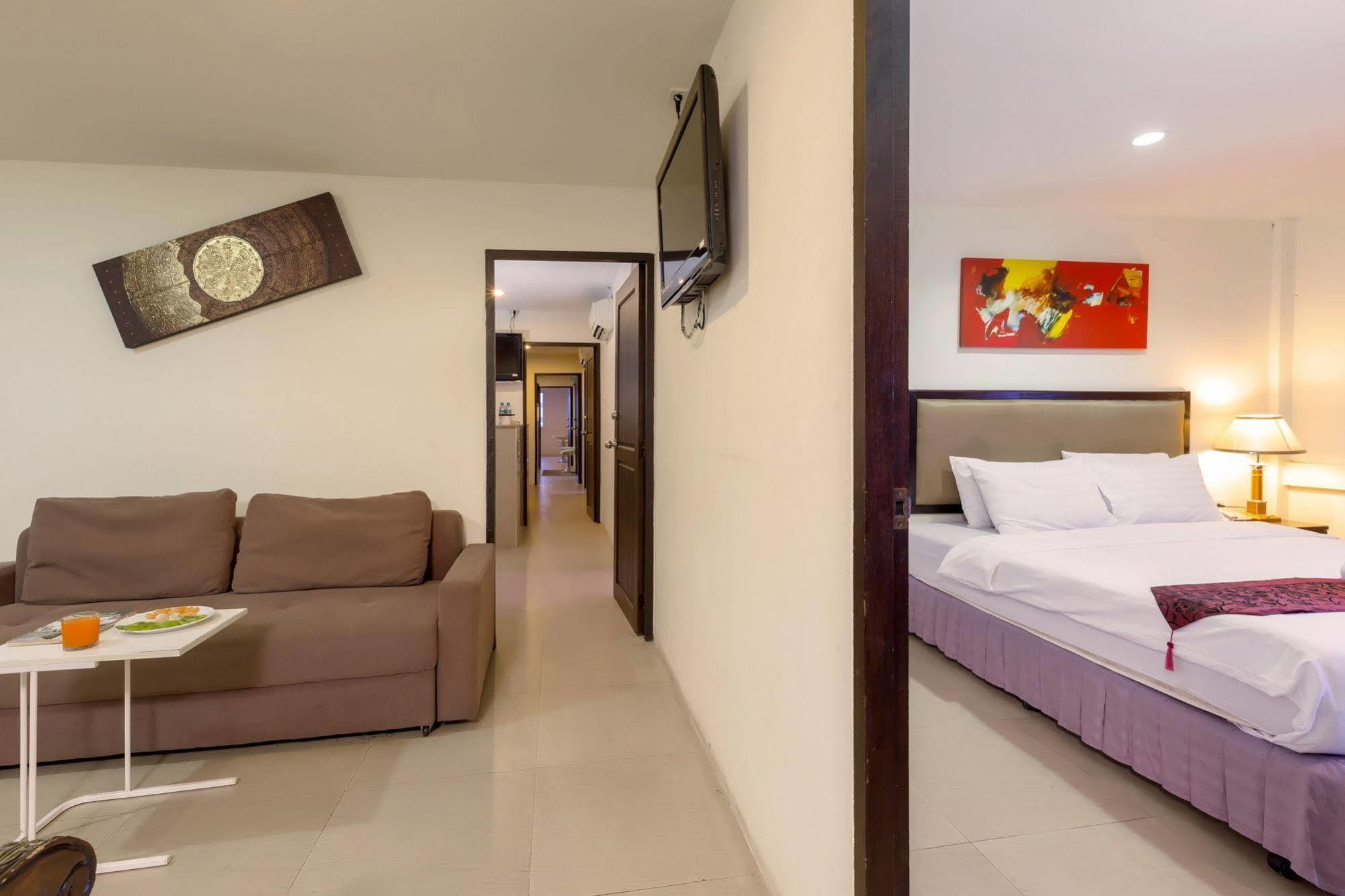 Hotel Yes O'Tel Pattaya By Benya Exterior foto